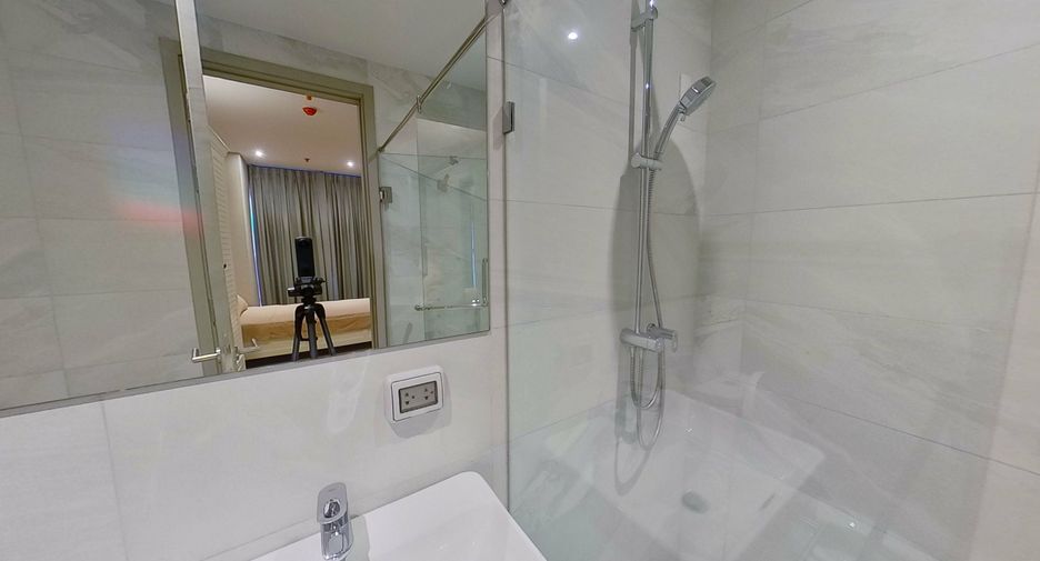 For sale and for rent 3 bedrooms condo in Watthana, Bangkok