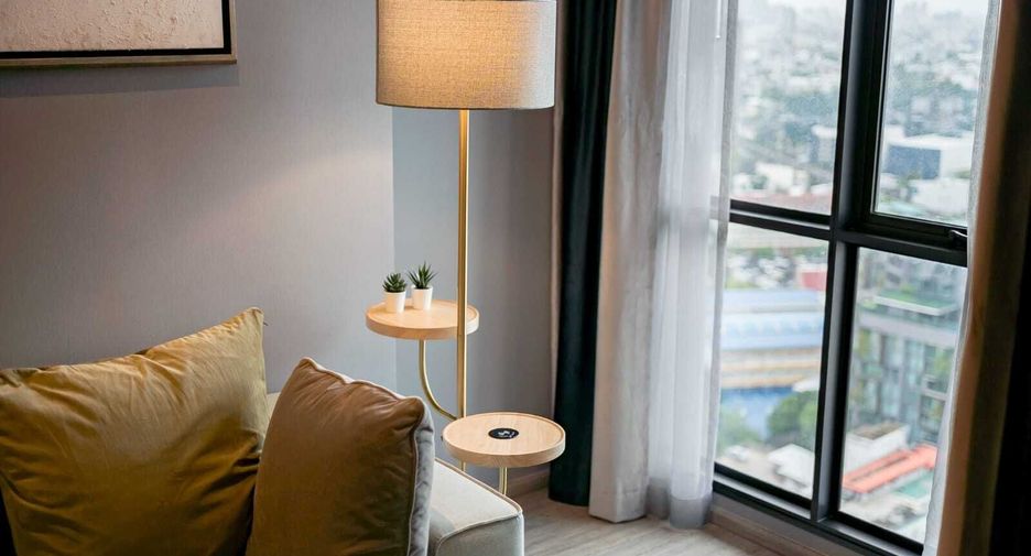 For sale and for rent 3 bedrooms condo in Watthana, Bangkok