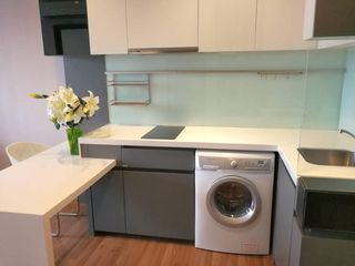 Condo en alquiler de 1 habitaciones en Huai Khwang, Bangkok