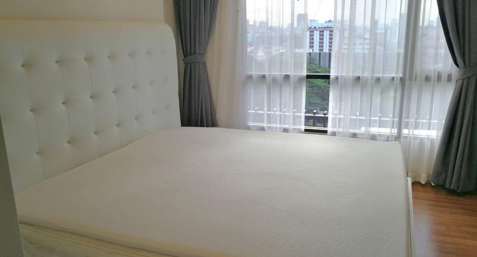 Wohnung zur Miete mit 1 Zimmer in Huai Khwang, Bangkok