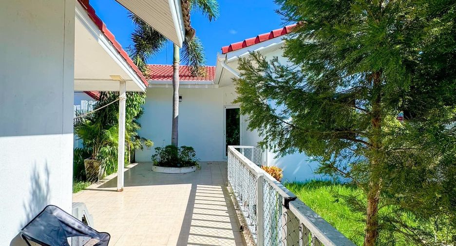 À vendre 3 chambres villa à Bang Lamung, Chonburi
