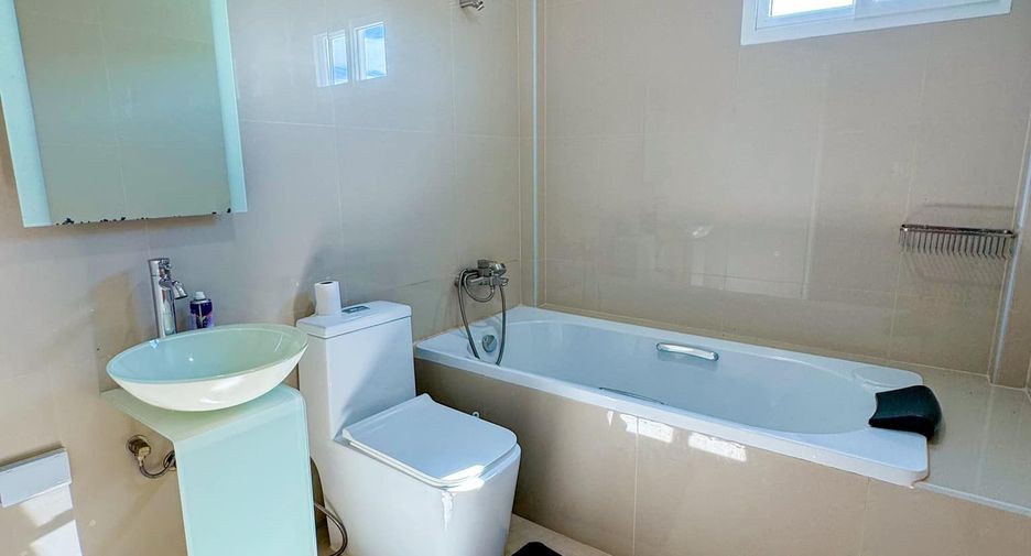 À vendre 3 chambres villa à Bang Lamung, Chonburi