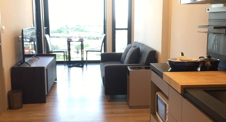 For rent 1 bed condo in Khlong Toei, Bangkok