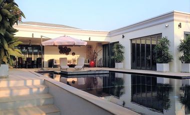 Villa en venta de 2 habitaciones en Bang Lamung, Chonburi