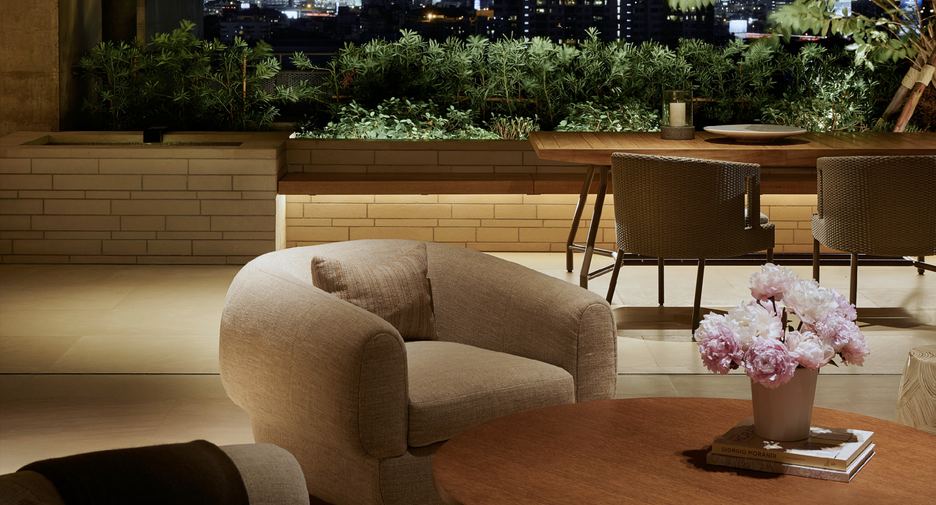 For sale 3 bedrooms condo in Yan Nawa, Bangkok