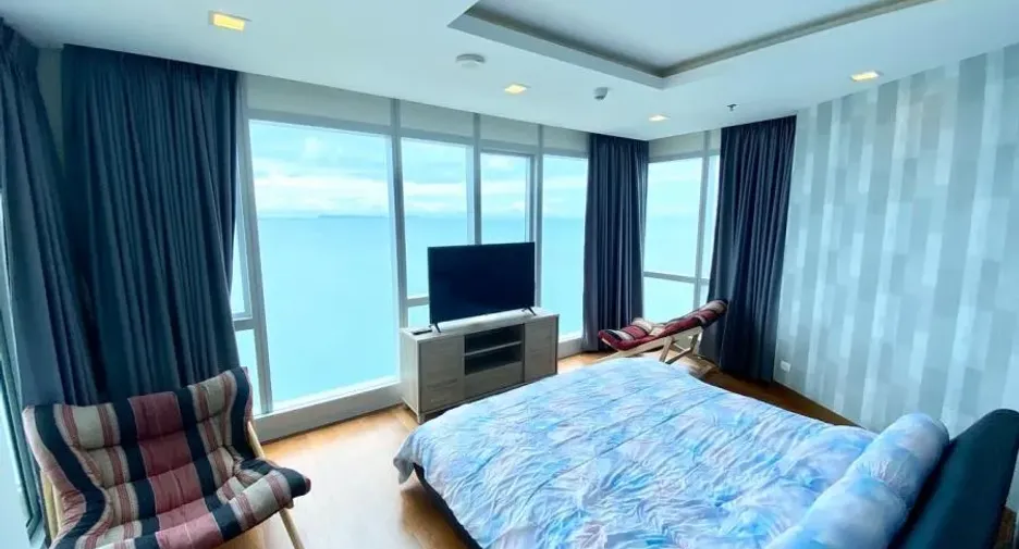 For rent 2 bedrooms condo in Bang Lamung, Chonburi