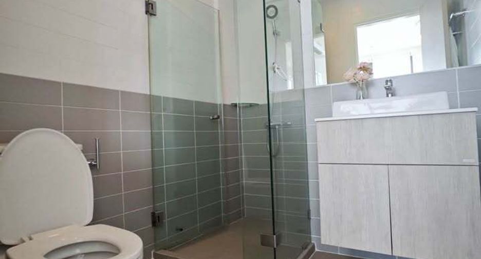 For rent 1 bed condo in Ratchathewi, Bangkok