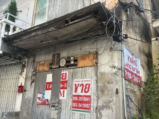 For sale 4 ベッドルーム townhouse in Samphanthawong, Bangkok