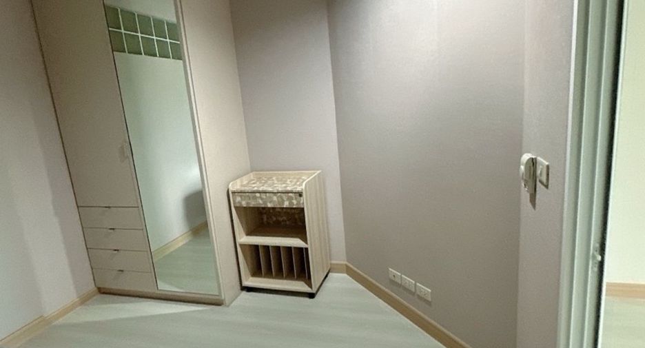 Condo en alquiler de 2 habitaciones en Yan Nawa, Bangkok