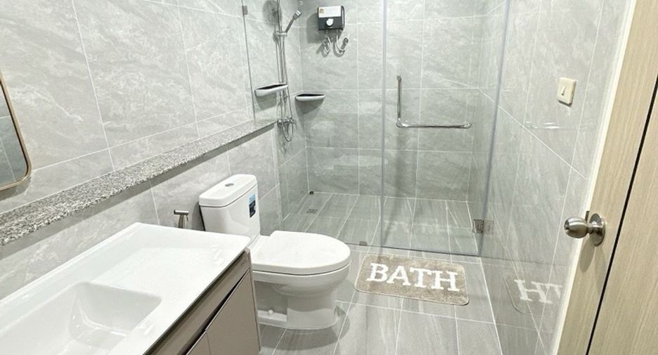 Condo en alquiler de 2 habitaciones en Yan Nawa, Bangkok