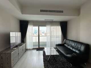 For rent 2 bedrooms condo in Yan Nawa, Bangkok