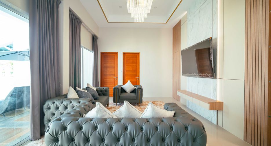 For rent 3 bedrooms villa in Thalang, Phuket