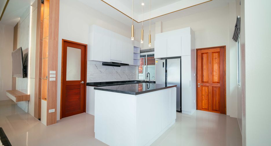 For rent 3 bedrooms villa in Thalang, Phuket