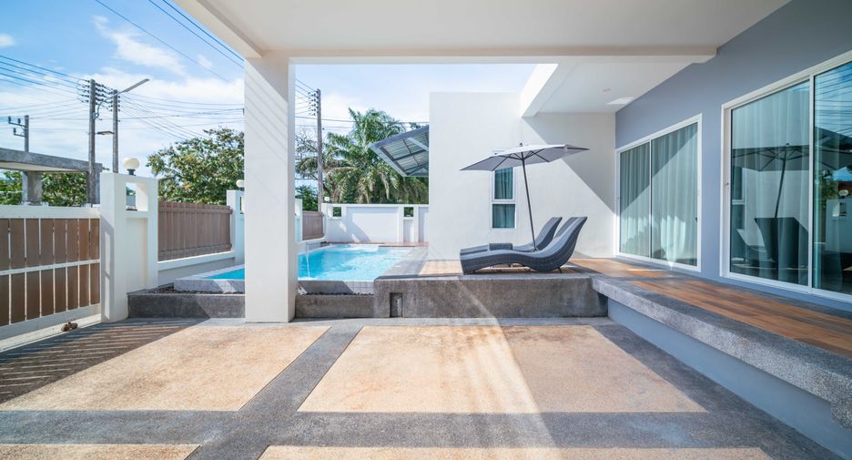 For rent 3 bedrooms villa in Thalang, Phuket