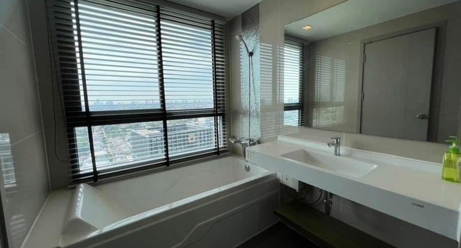 Wohnung zum Kauf und zur Miete mit 2 Zimmer in Phra Khanong, Bangkok