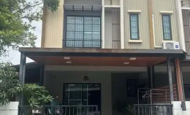 For rent 3 ベッドルーム townhouse in Prawet, Bangkok