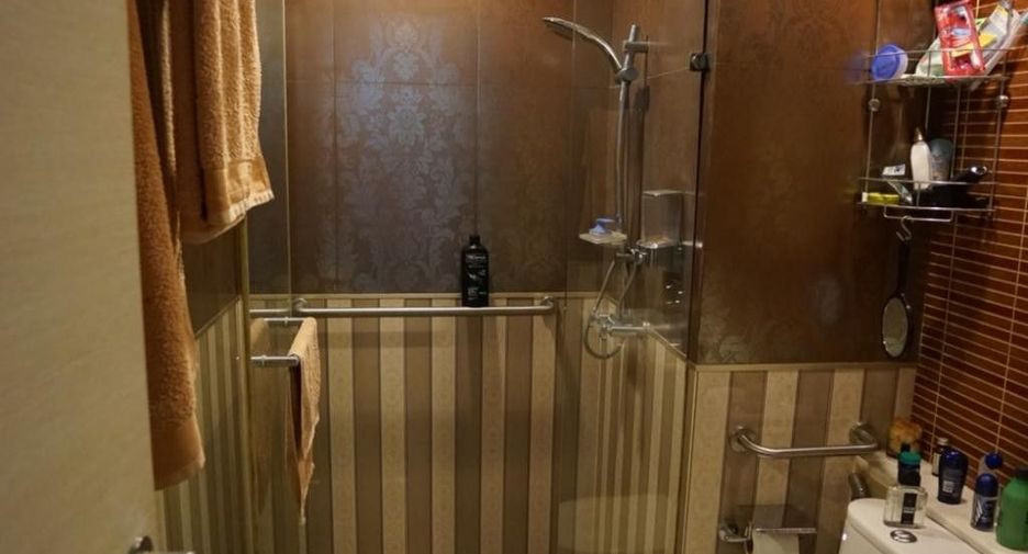For sale 3 bedrooms condo in Bang Kho Laem, Bangkok