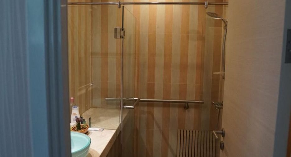 For sale 3 bedrooms condo in Bang Kho Laem, Bangkok