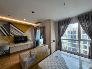 For rent 1 bed condo in Phaya Thai, Bangkok