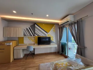For rent 1 bed condo in Phaya Thai, Bangkok