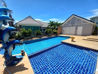For sale 5 bedrooms villa in Bang Lamung, Chonburi