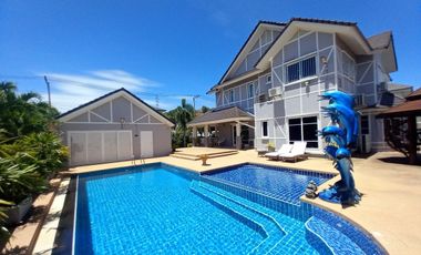 À vendre 5 chambres villa à Bang Lamung, Chonburi