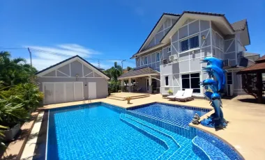 À vendre 5 chambres villa à Bang Lamung, Chonburi