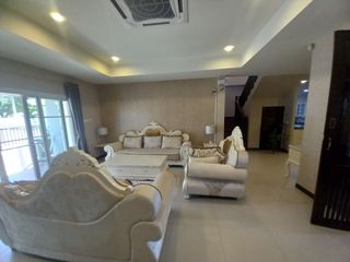 For sale 5 bedrooms villa in Bang Lamung, Chonburi