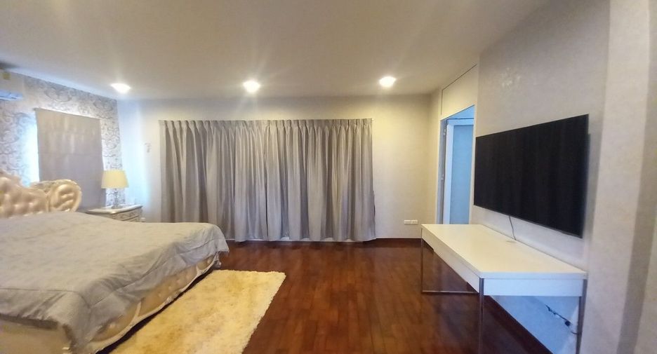 À vendre 5 chambres villa à Bang Lamung, Chonburi