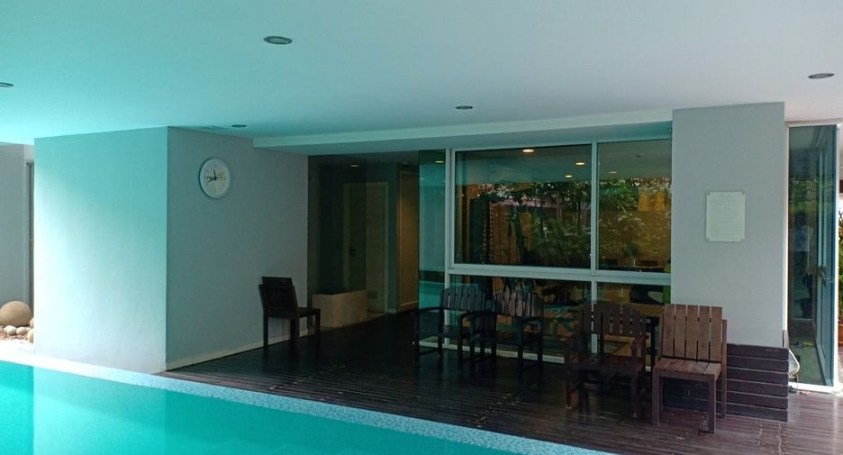 Condo en alquiler de 2 habitaciones en Khlong Toei, Bangkok