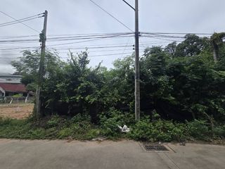 À vendre terrain à Bang Lamung, Chonburi