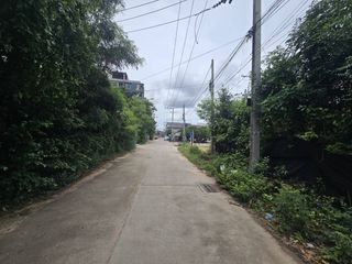 出售 土地 在 Bang Lamung, Chon Buri