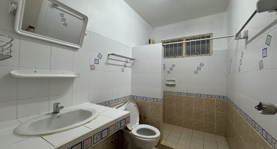 For rent 3 bedrooms house in Mueang Phuket, Phuket