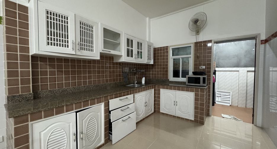 For rent 3 bedrooms house in Mueang Phuket, Phuket