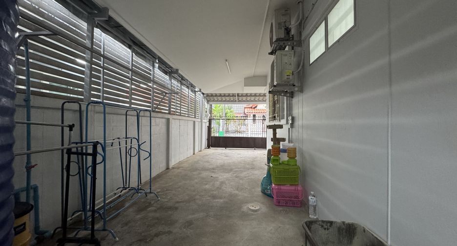 For rent 3 bedrooms house in Mueang Phuket, Phuket