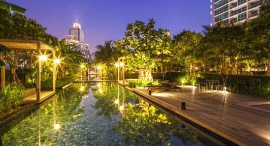 For sale 3 bedrooms condo in Sathon, Bangkok