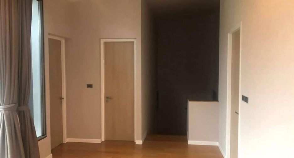 For rent 3 bedrooms house in Bang Kapi, Bangkok