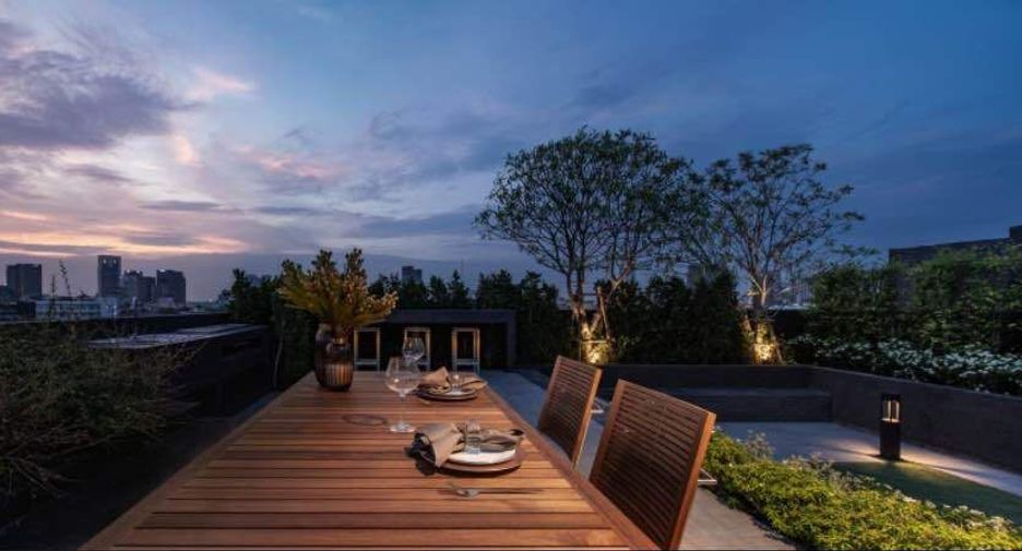 For sale 2 bedrooms condo in Din Daeng, Bangkok