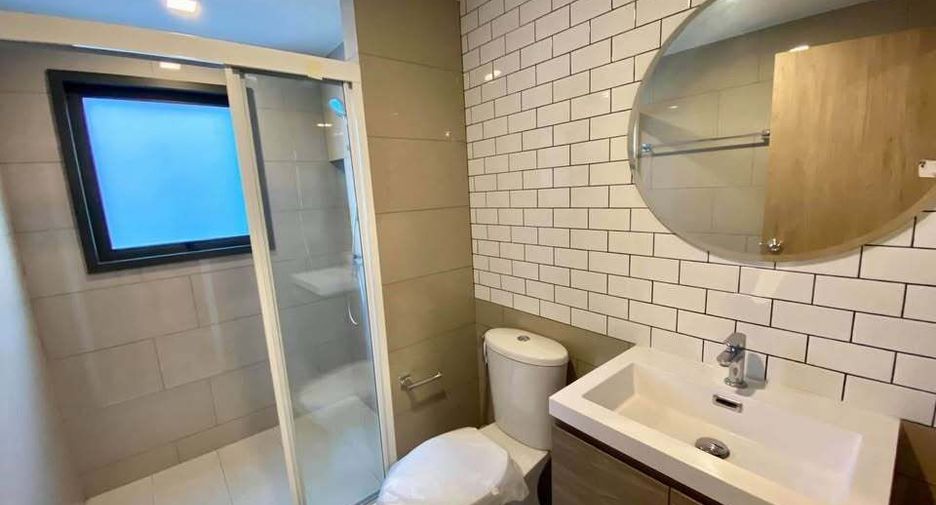 For sale 2 bedrooms condo in Din Daeng, Bangkok
