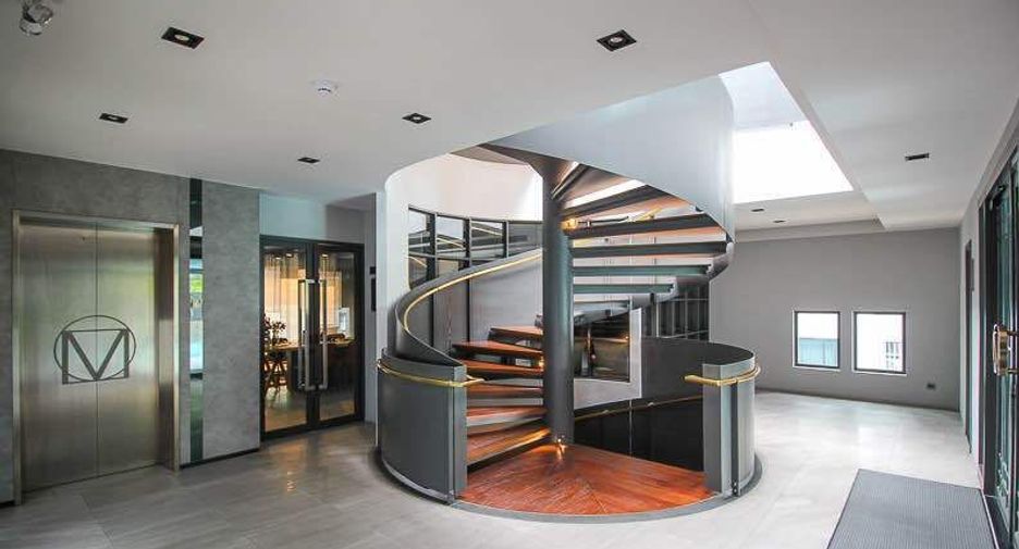 For sale 2 bedrooms condo in Din Daeng, Bangkok