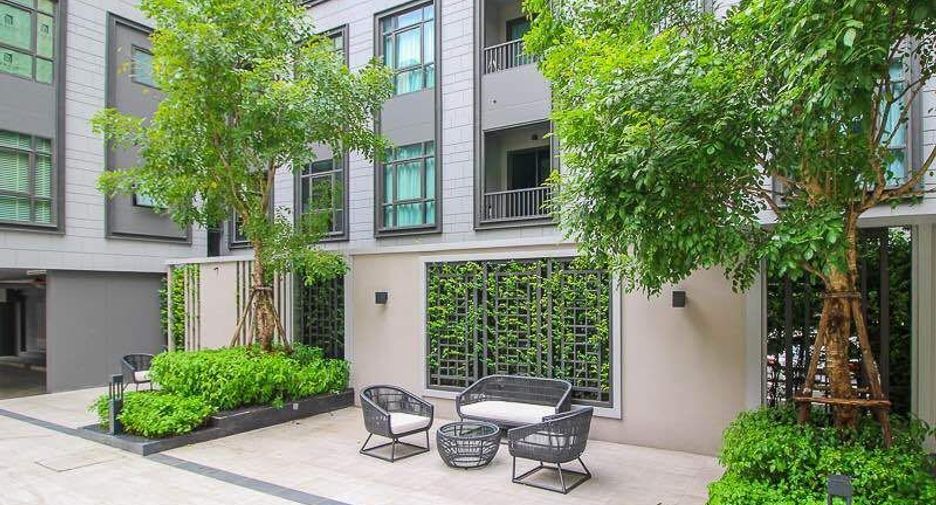 For sale 2 bedrooms condo in Din Daeng, Bangkok
