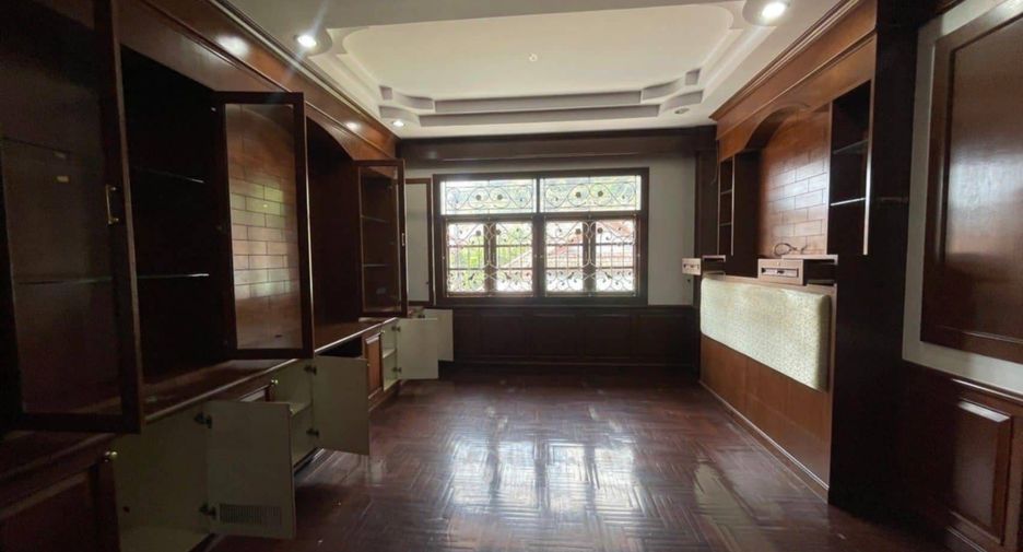 Casa en venta de 4 habitaciones en Kathu, Phuket