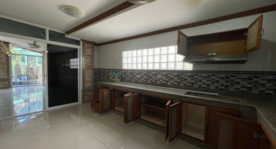 Casa en venta de 4 habitaciones en Kathu, Phuket
