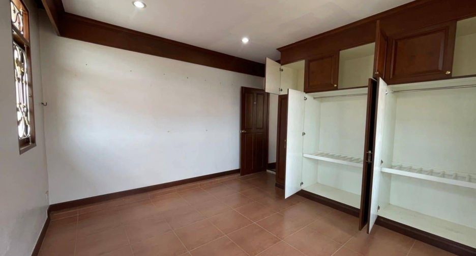 Casa en venta de 4 habitaciones en Kathu, Phuket