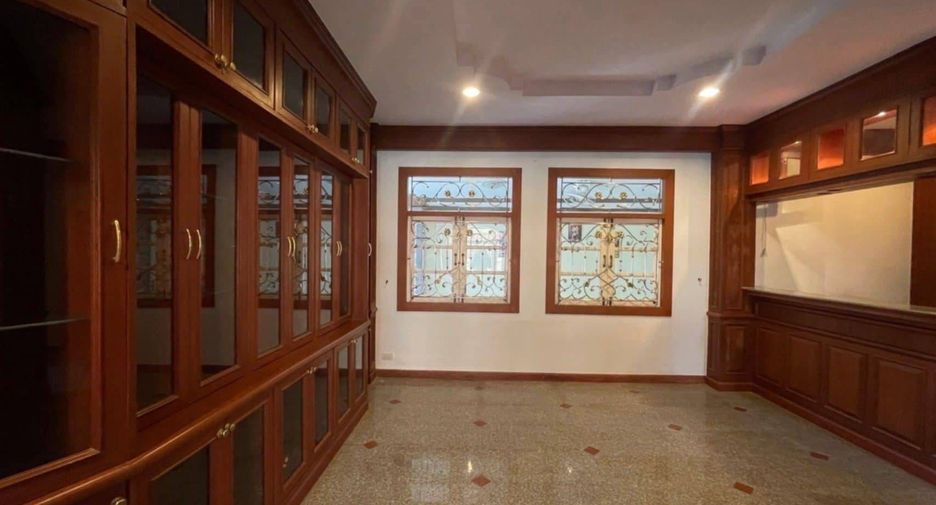 Casa en venta de 4 habitaciones en Kathu, Phuket