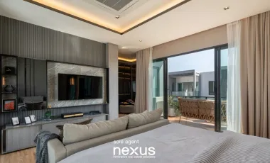 For rent 4 bedrooms townhouse in Phasi Charoen, Bangkok