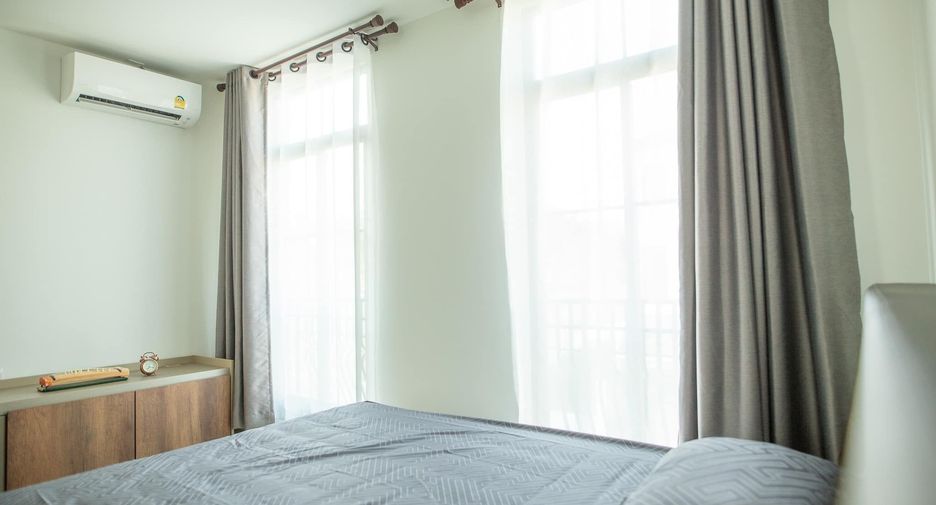 For rent 3 bedrooms townhouse in Bang Phli, Samut Prakan