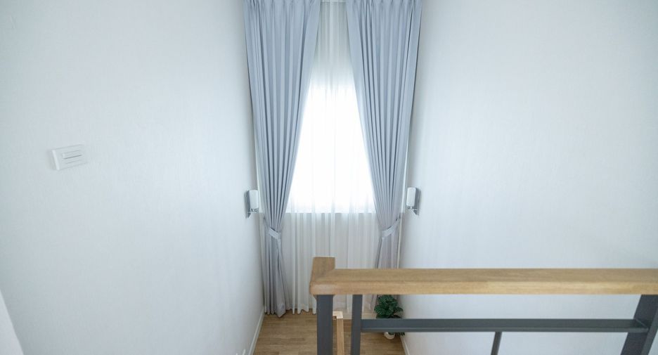 For sale 4 bedrooms house in Prawet, Bangkok
