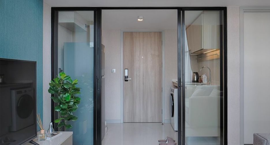 For rent 1 bed condo in Sathon, Bangkok