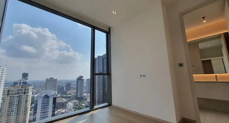 À louer 3 chambres condo à Khlong Toei, Bangkok